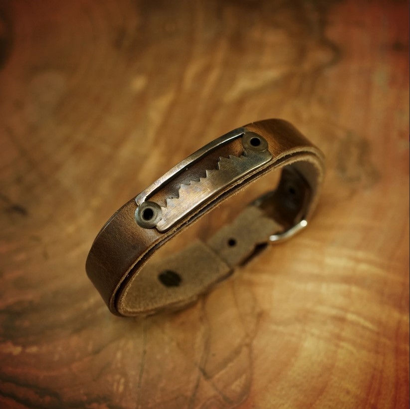 Sight Line Provisions Bracelets Thin Line Cuff Trout / Brown